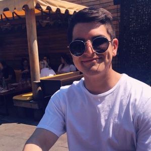 Meet your Posher, Connor